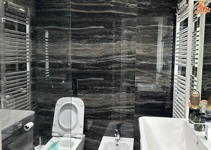 Seaside Laguna * Golem (Tirana)